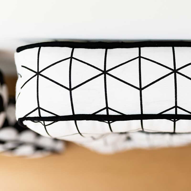 Buchstabenkissen SCANDI, Geo, Schwarz-Weiss